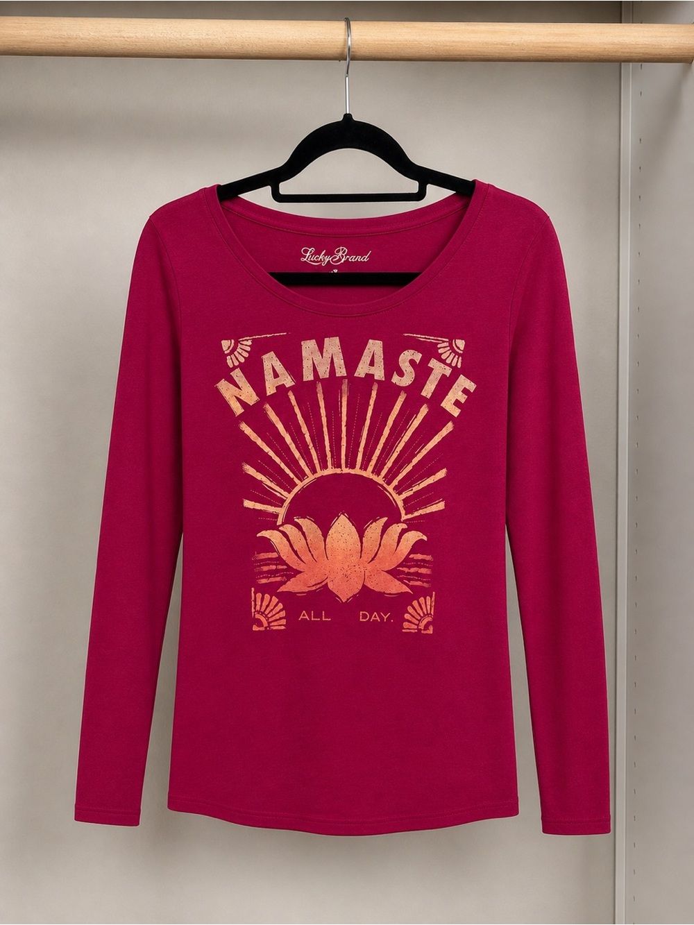 Lucky Brand Namaste Lotus Graphic Long Sleeve Tee Women’s Medium Pink Boho Yoga